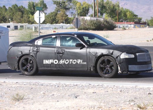 Dodge Charger SRT8 foto spia - Fotogallery - 1